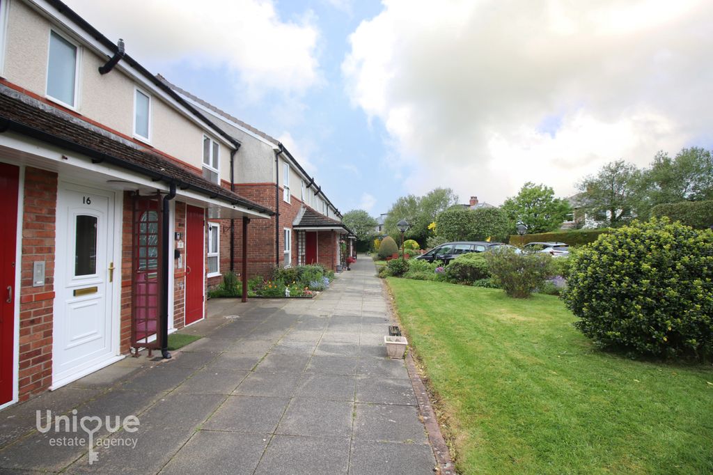 Additional image 12 of 2 bed flat for saleElsinore Close, Fleetwood FY7