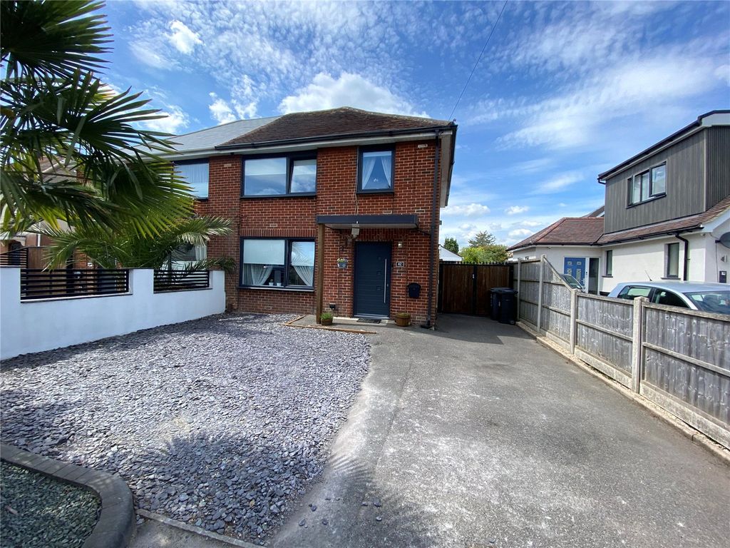 Property photo 1 of 24 Picture No. 02