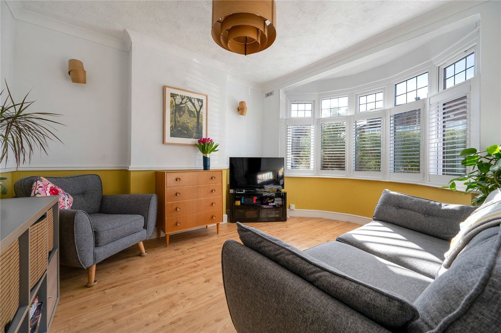 Property photo 2 of 18 Picture 2