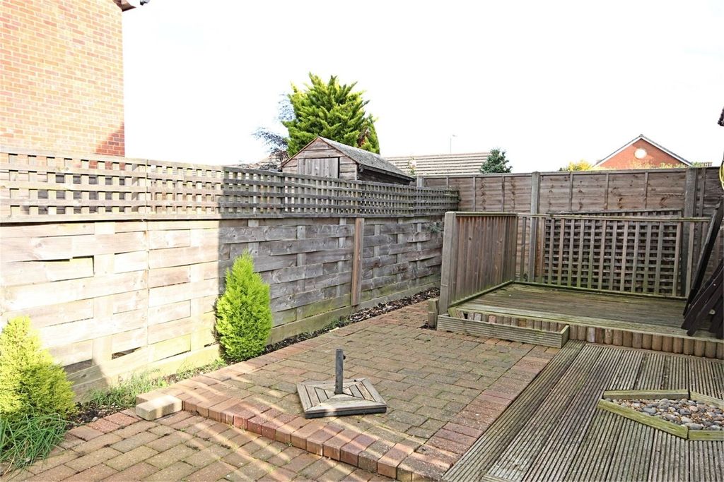 Property photo 2 of 8