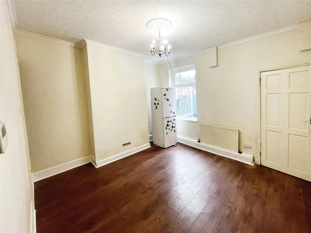 Property photo 3 of 7 Picture No. 02