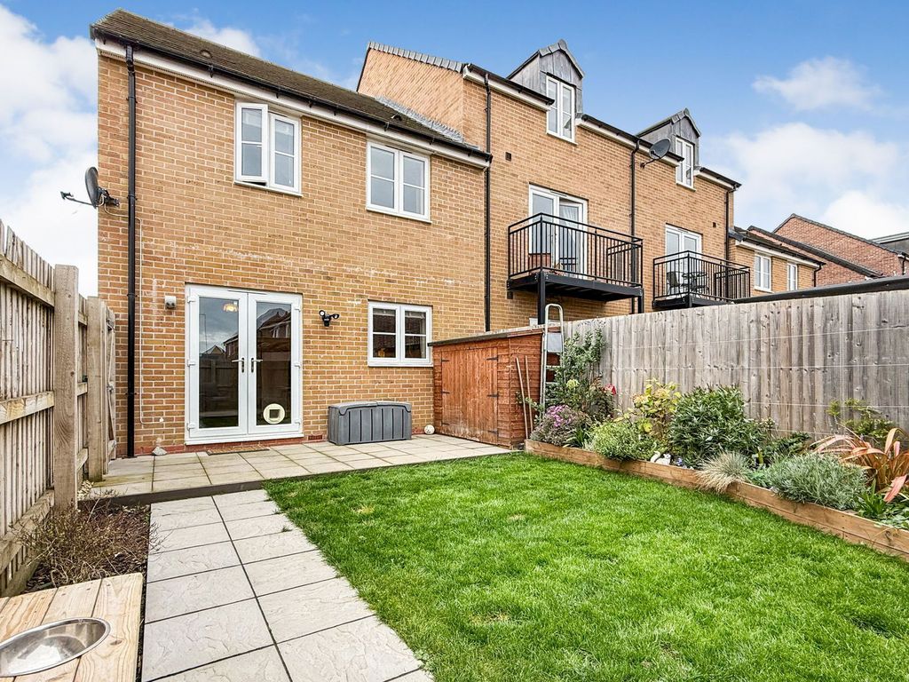 Property photo 2 of 17