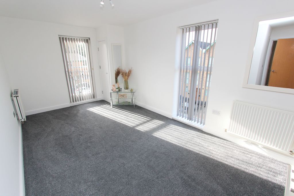 Property photo 2 of 11 Img_2579A