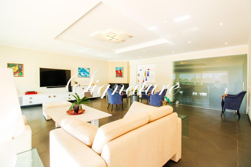 Property photo 3 of 17 <Alttext/>