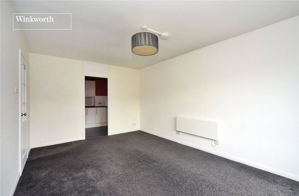 Property photo 3 of 11 Picture No. 08