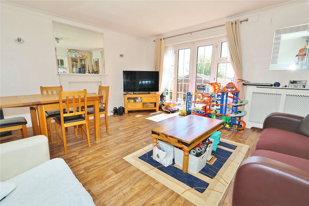 Property photo 2 of 7 Picture No. 13