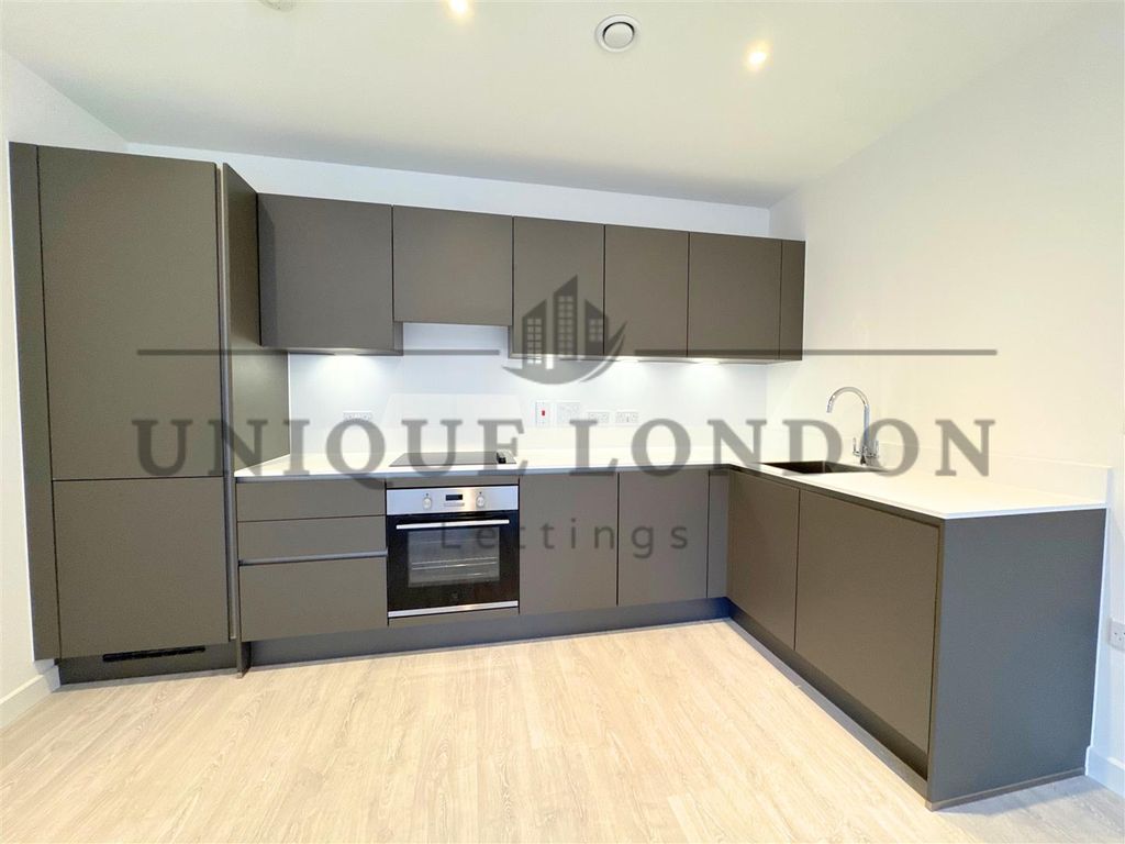 Property photo 2 of 9 440.Png