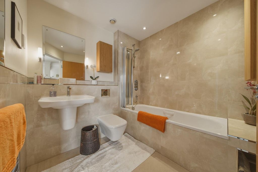 Additional image 10 of 2 bed flat for saleStandard Hill, Nottingham NG1