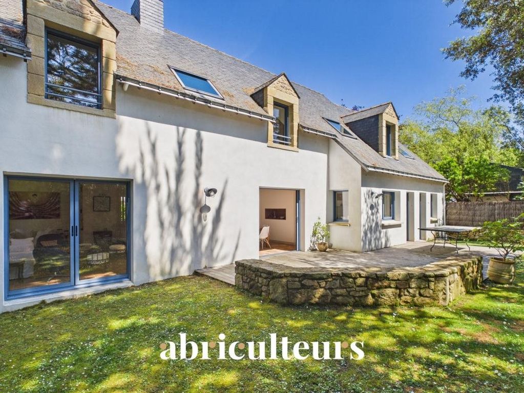Property photo 1 of 23 For Sale: Stunning 197 m² Contemporary House With Landscaped Garden, 200 m From The Beach In Carnac
