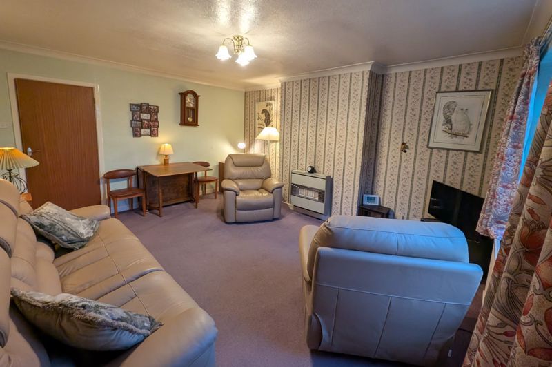 Property photo 2 of 15 Photo 16