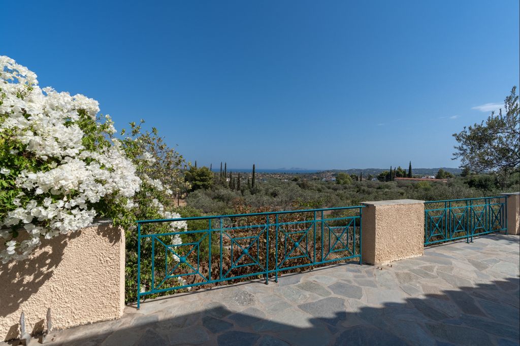 Property photo 2 of 49