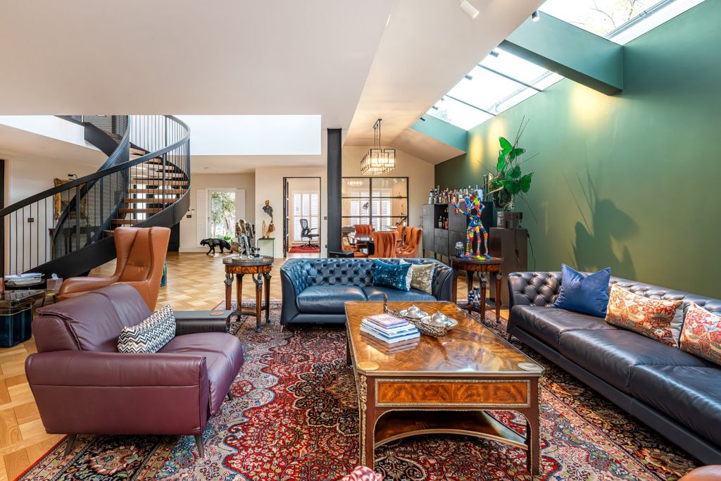 Property photo 3 of 25 Picture No. 25