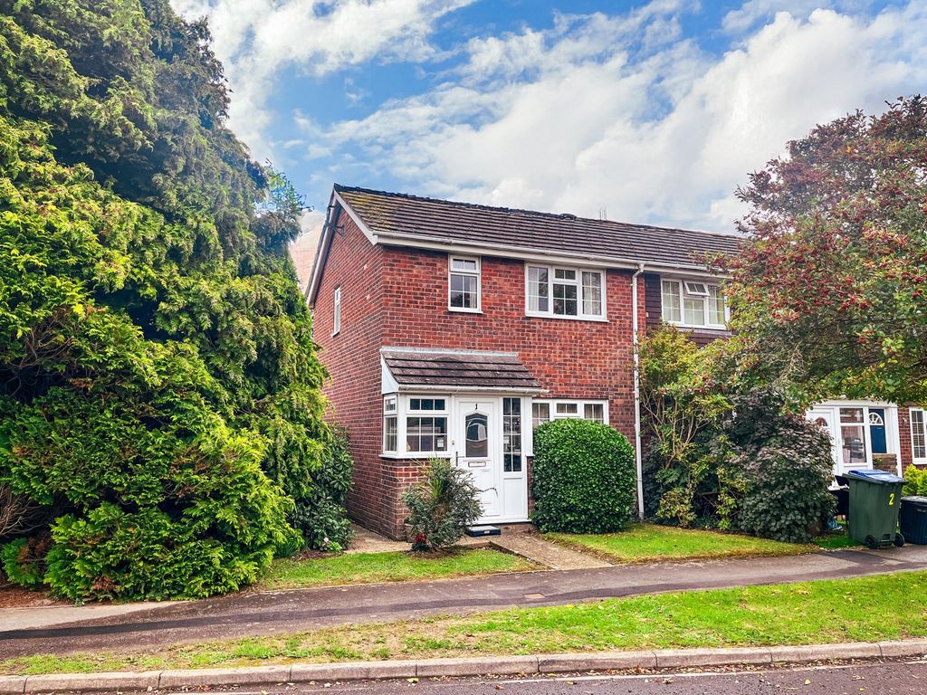 Property photo 1 of 15 Photo 2