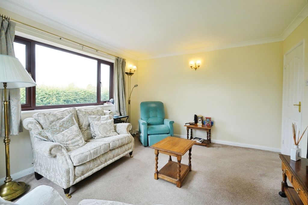 Property photo 2 of 24 Pbox-Img.Jpg