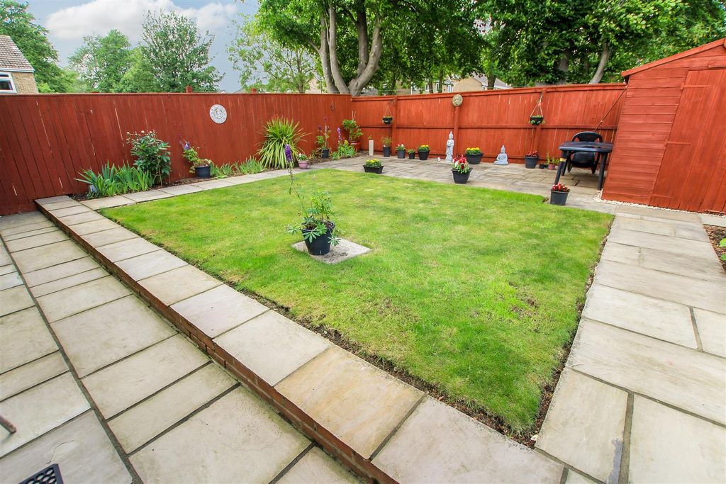 Property photo 1 of 16 Rear Garden