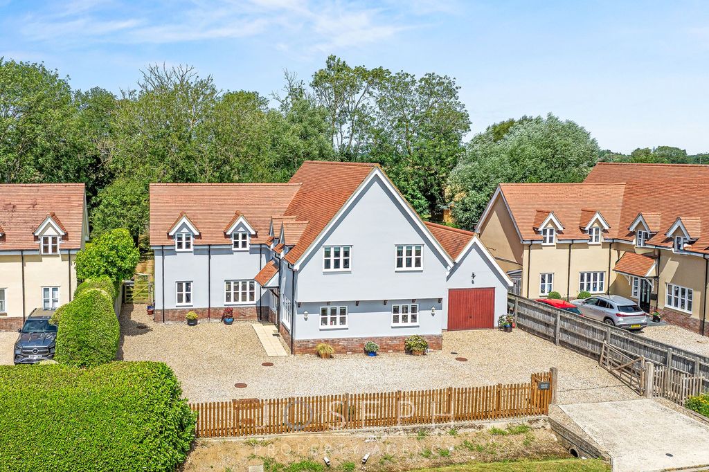 Property photo 1 of 28