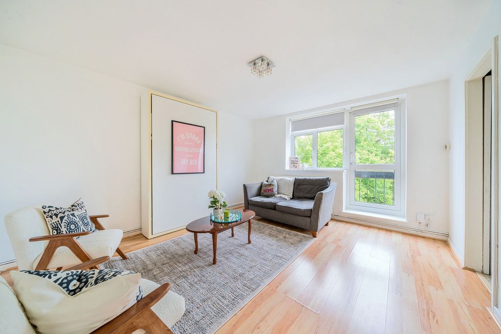 Property photo 2 of 16 1287384-15-6825F4...
