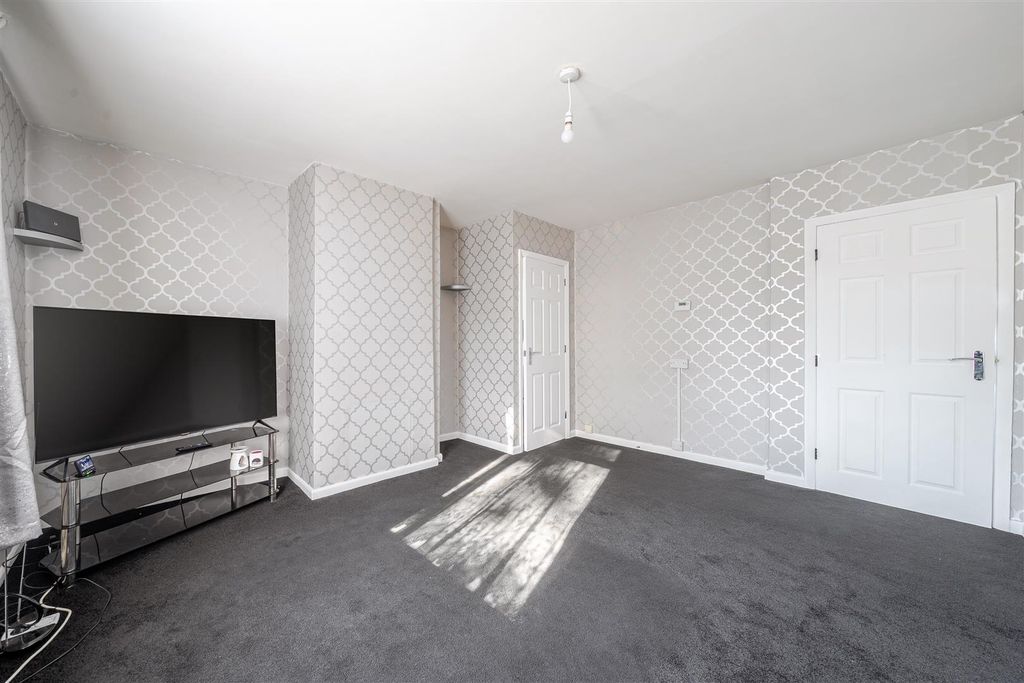 Property photo 3 of 18 1359462-12-68d506B7337A7.Jpg