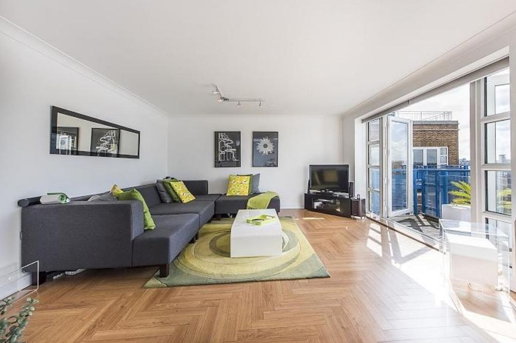 Property photo 3 of 11