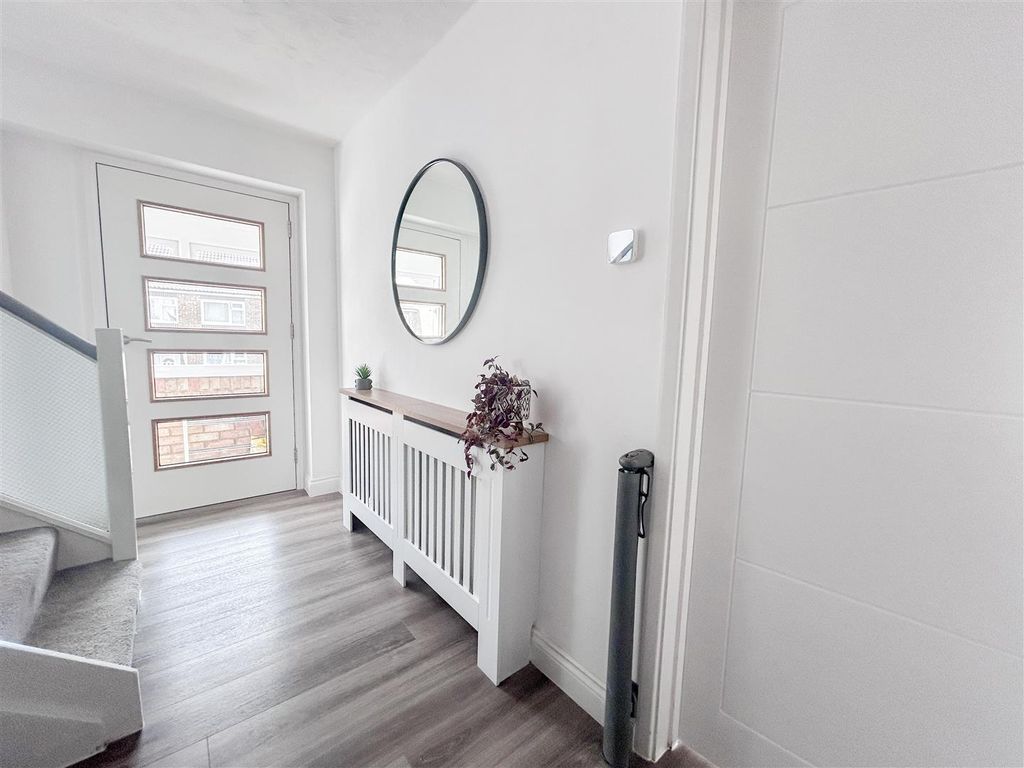 Property photo 2 of 14 1-Img_9318.Jpg