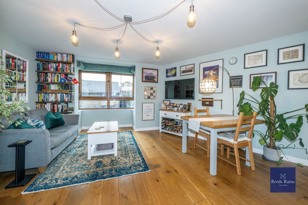 Property photo 1 of 12 Picture No. 05