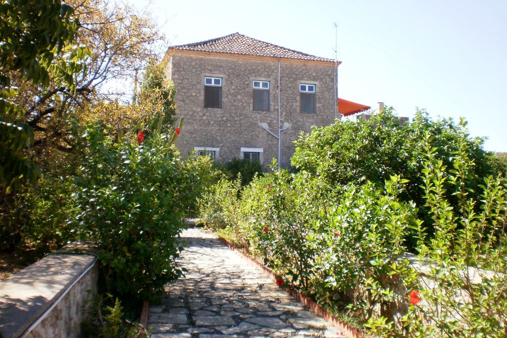 Property photo 1 of 46