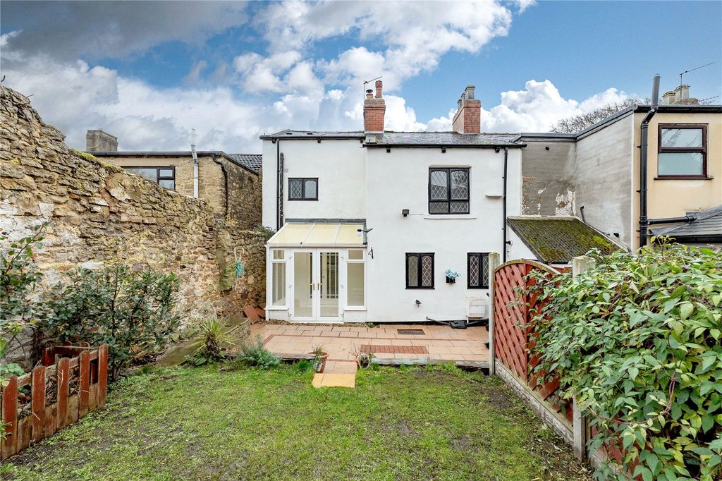 Property photo 3 of 13 Picture No. 12