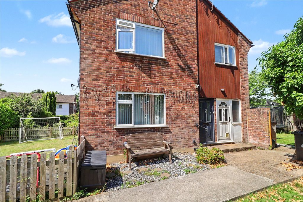 Property photo 2 of 15 Picture No. 04