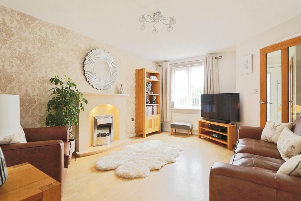 Property photo 1 of 18 4279480