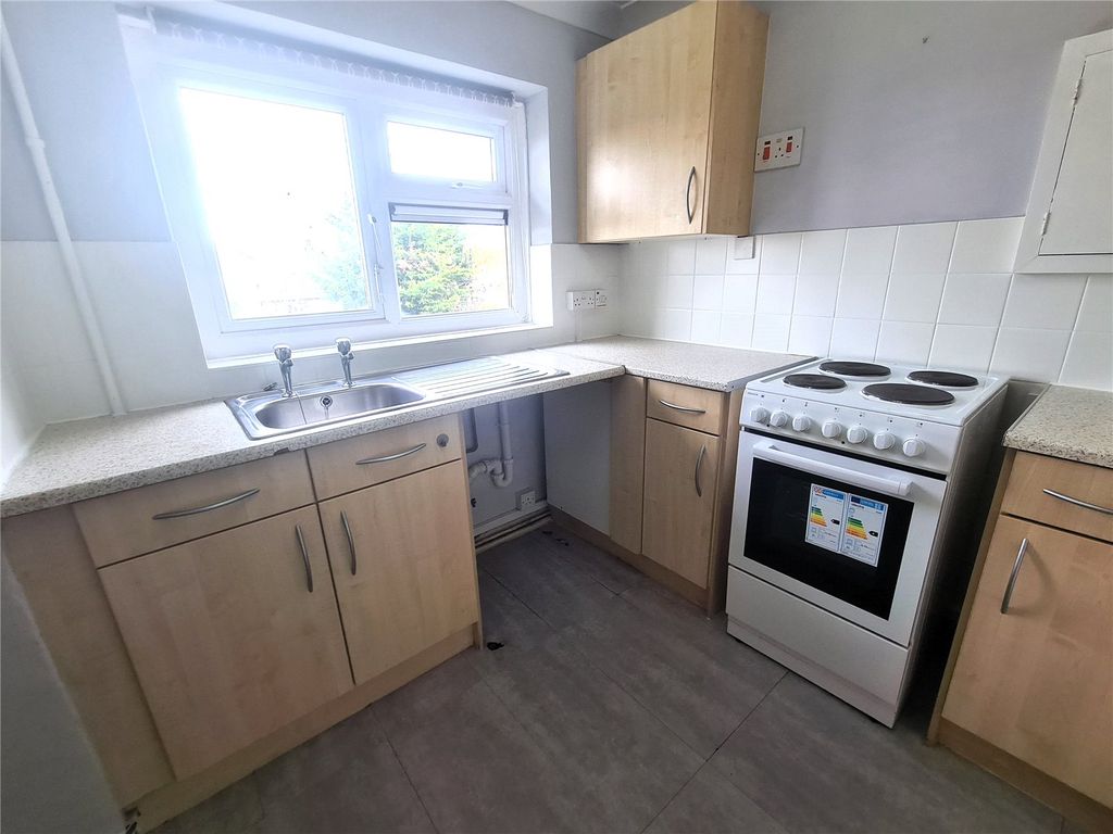 Property photo 3 of 11 Picture No. 15