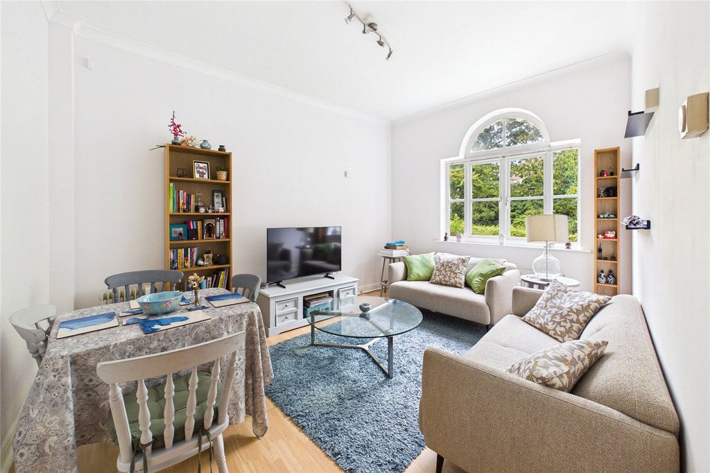 Property photo 1 of 11 Picture No. 01