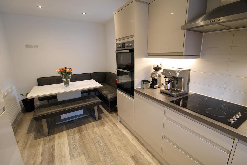 Property photo 3 of 15 Img_2999.Jpg