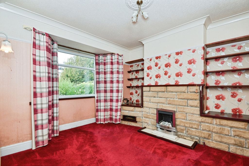Property photo 3 of 17 Photo