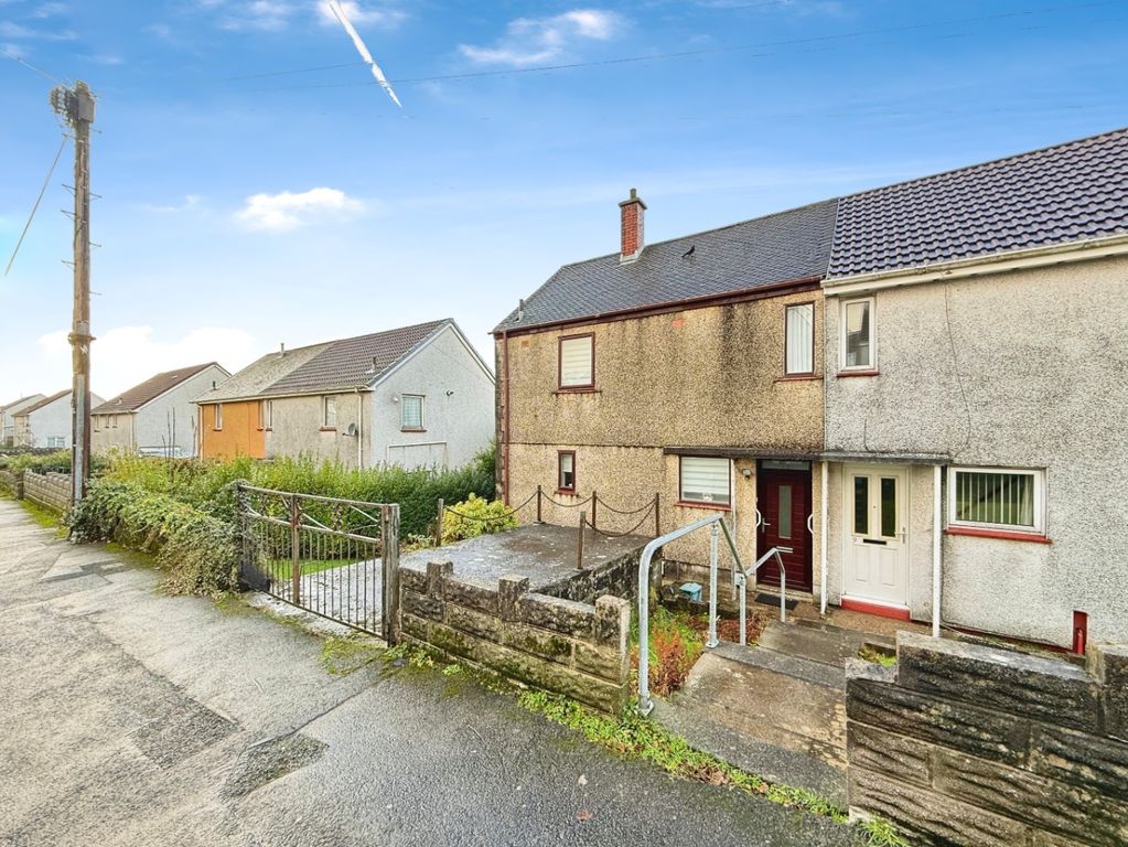 Property photo 1 of 26 4670360