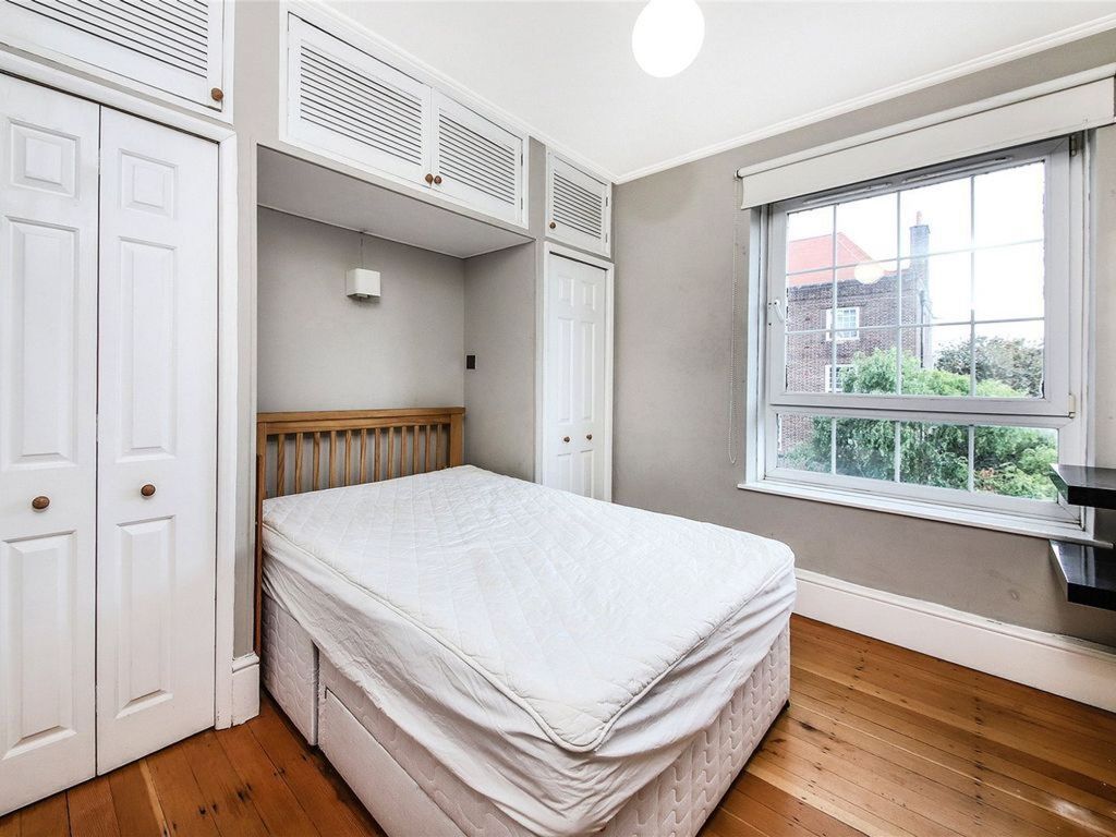 Property photo 2 of 3