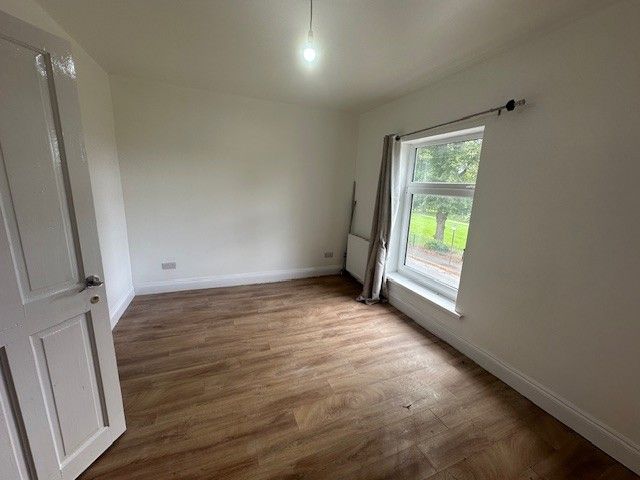 Property photo 2 of 3