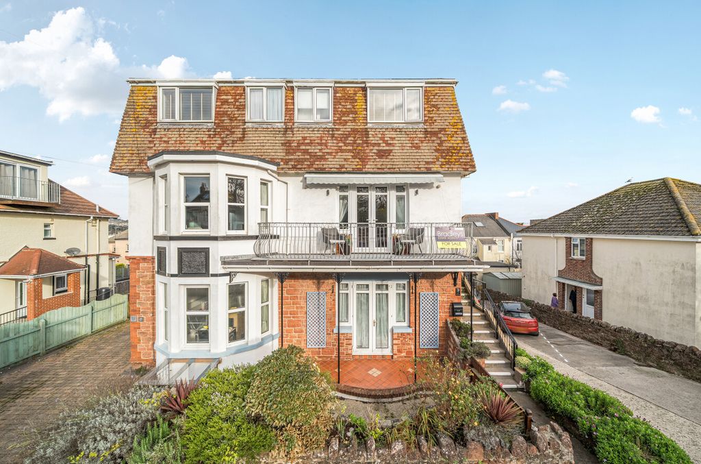 Property photo 1 of 27 1 - 1-691d95cd2E05c-1...