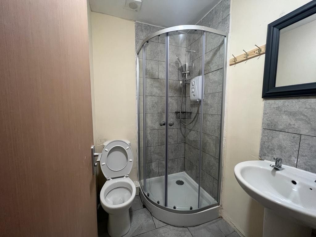 Property photo 1 of 4