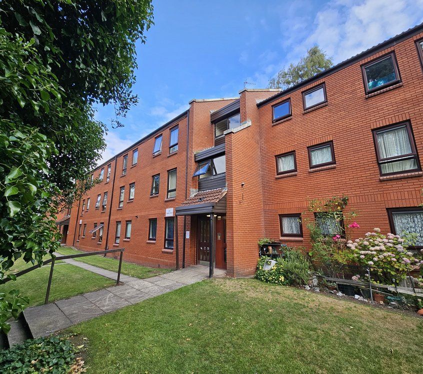 Property photo 1 of 12