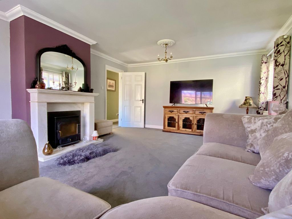 Property photo 3 of 29 Gallery