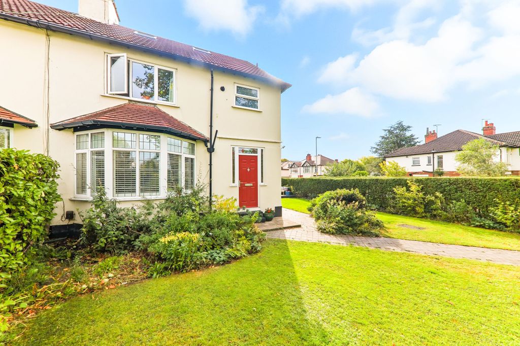Property photo 1 of 37