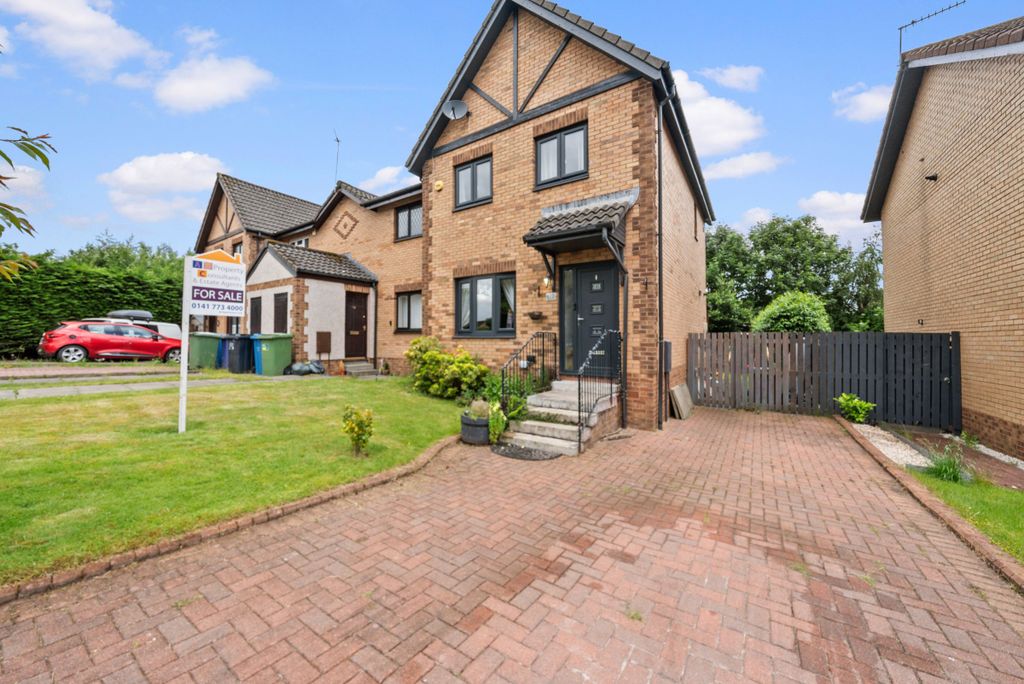 Property photo 1 of 33