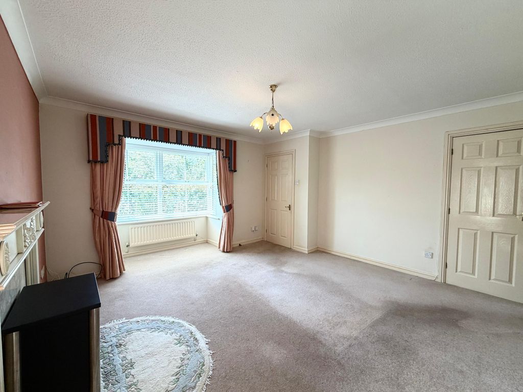 Property photo 3 of 26