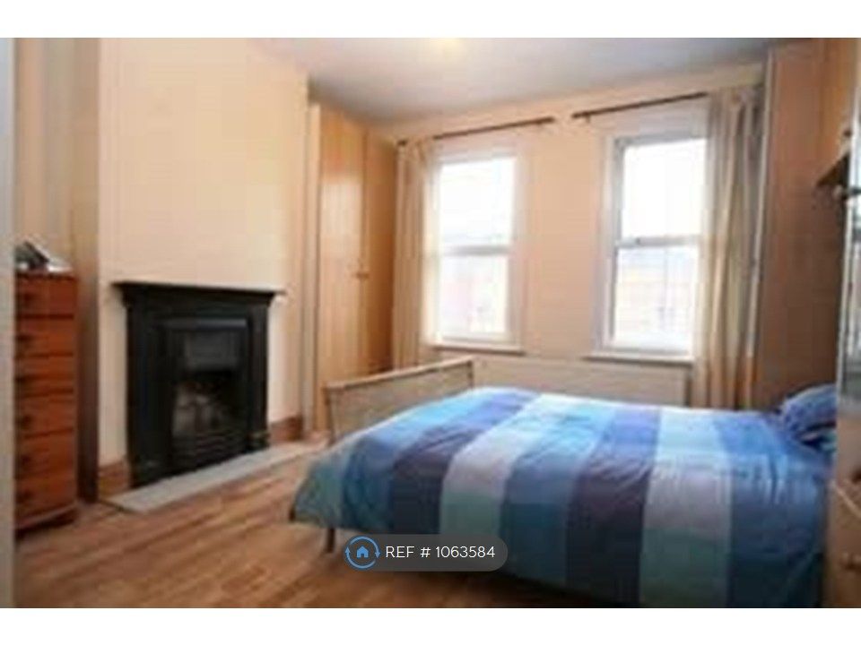 Property photo 3 of 4