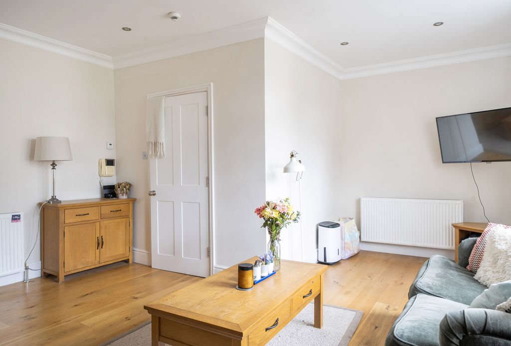 Property photo 2 of 23 1455835-5-6A01c73...