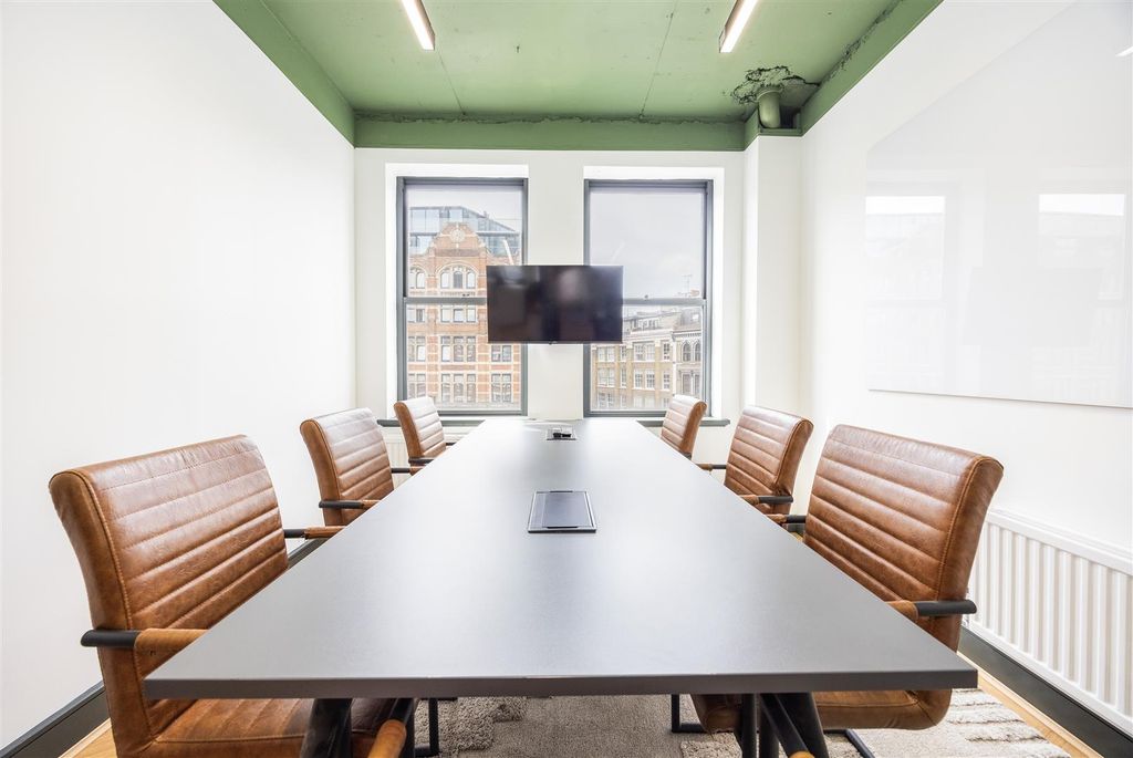 Property photo 3 of 8 Pop House_03 Copy.Jpg