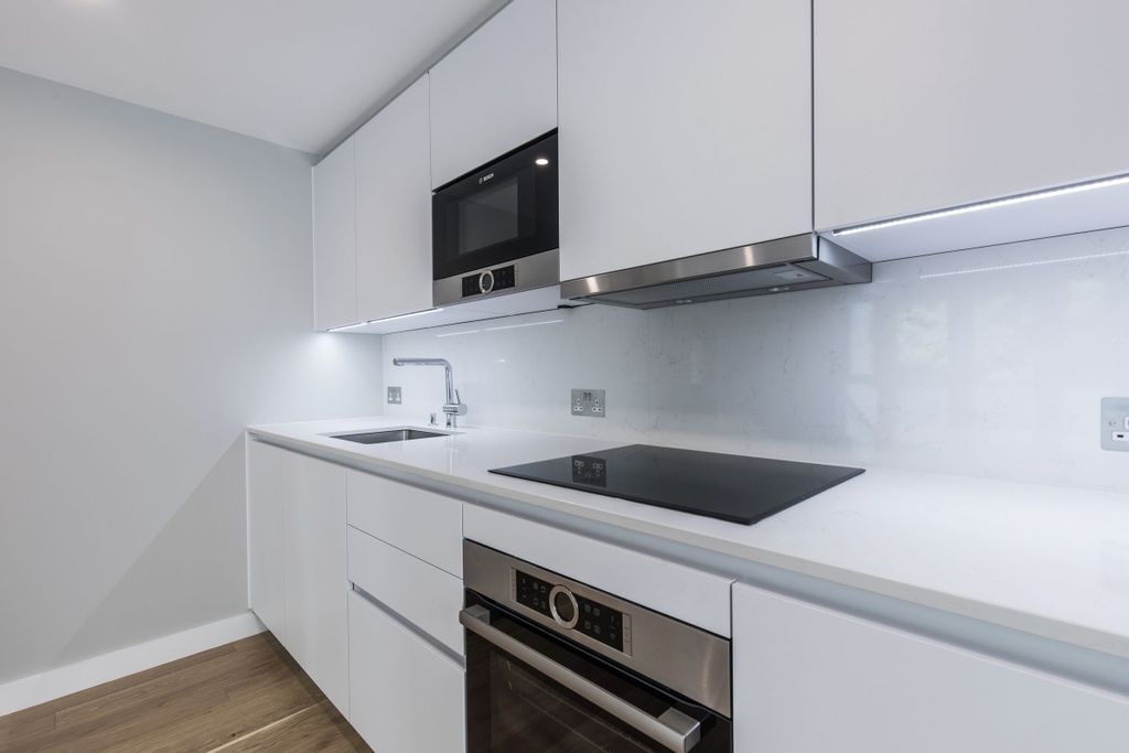 Property photo 3 of 10 Kitchen (Example)