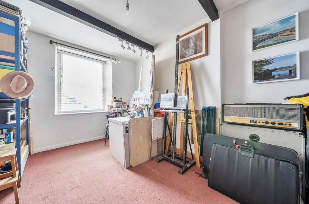 Property photo 3 of 19 3 - 1459212-9-6A0B4c0...