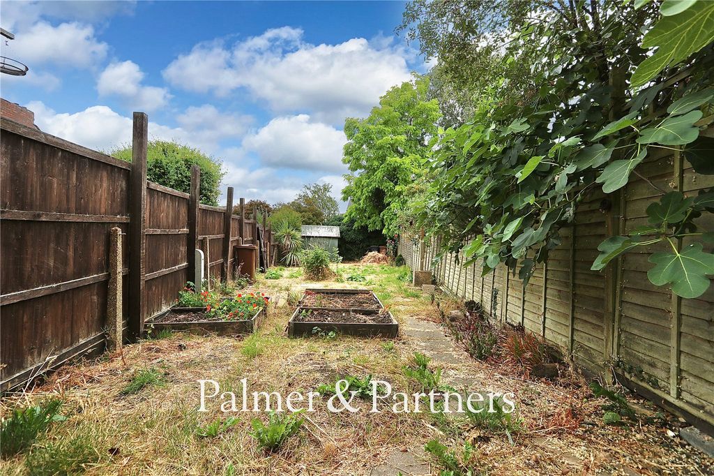 Property photo 3 of 22 Picture No. 06