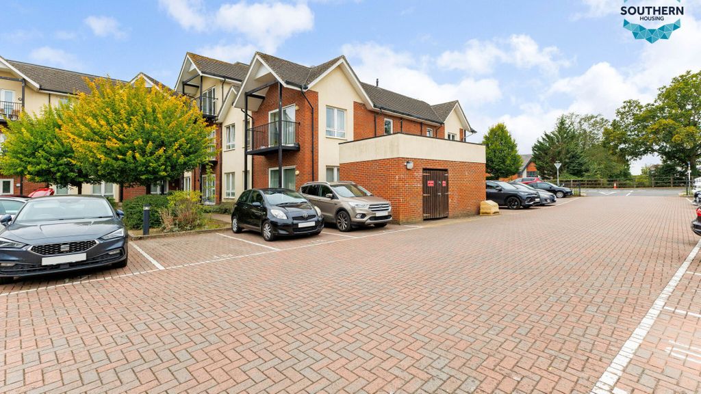 Property photo 2 of 16